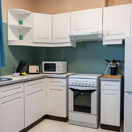 One-bedroom In Old Town With Pool 아파트 *