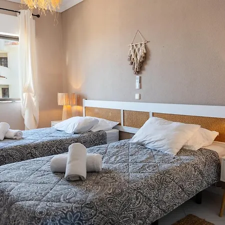 아파트 One-bedroom In Old Town With Pool 알부페이라