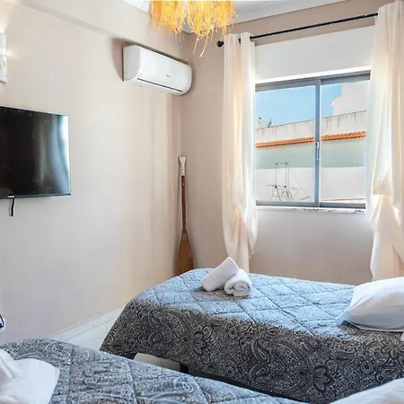 One-bedroom In Old Town With Pool 아파트 *