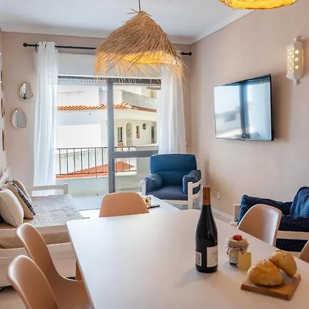One-bedroom In Old Town With Pool 알부페이라